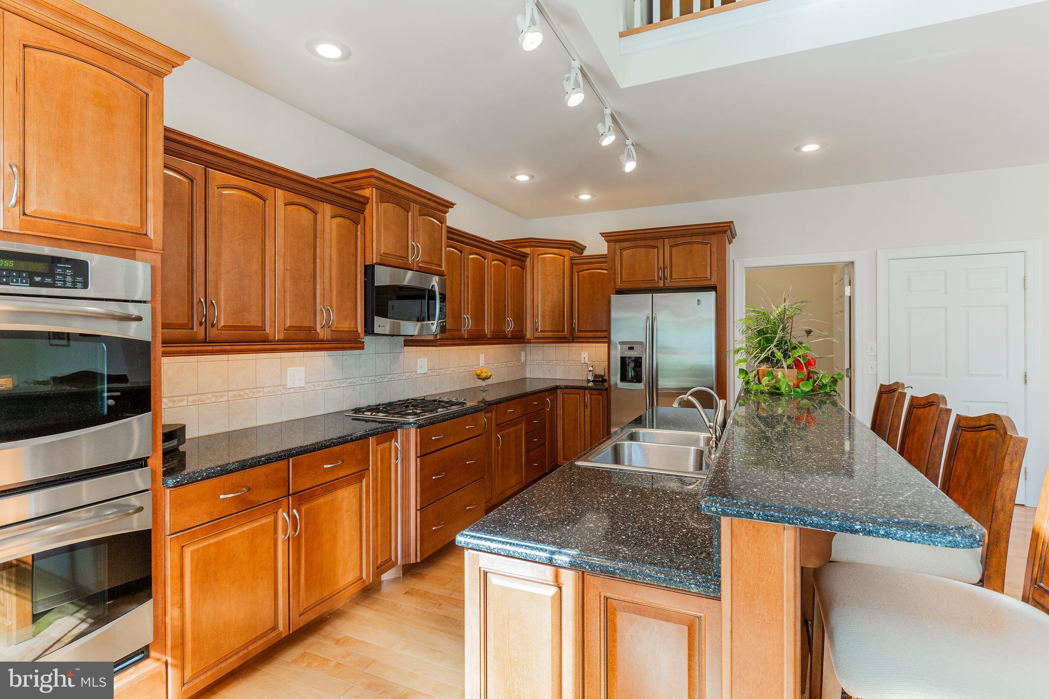 633 Eagles View Lancaster, PA 17601 - Photo 14 of 67