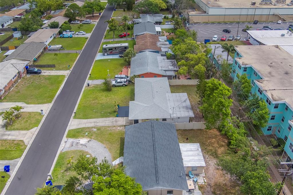 11424 79th Avenue Seminole, FL 33772 - Photo 50 of 62 an aerial view of a house