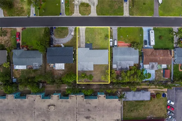 $2,700 | 11424 79th Avenue, Seminole, FL 33772