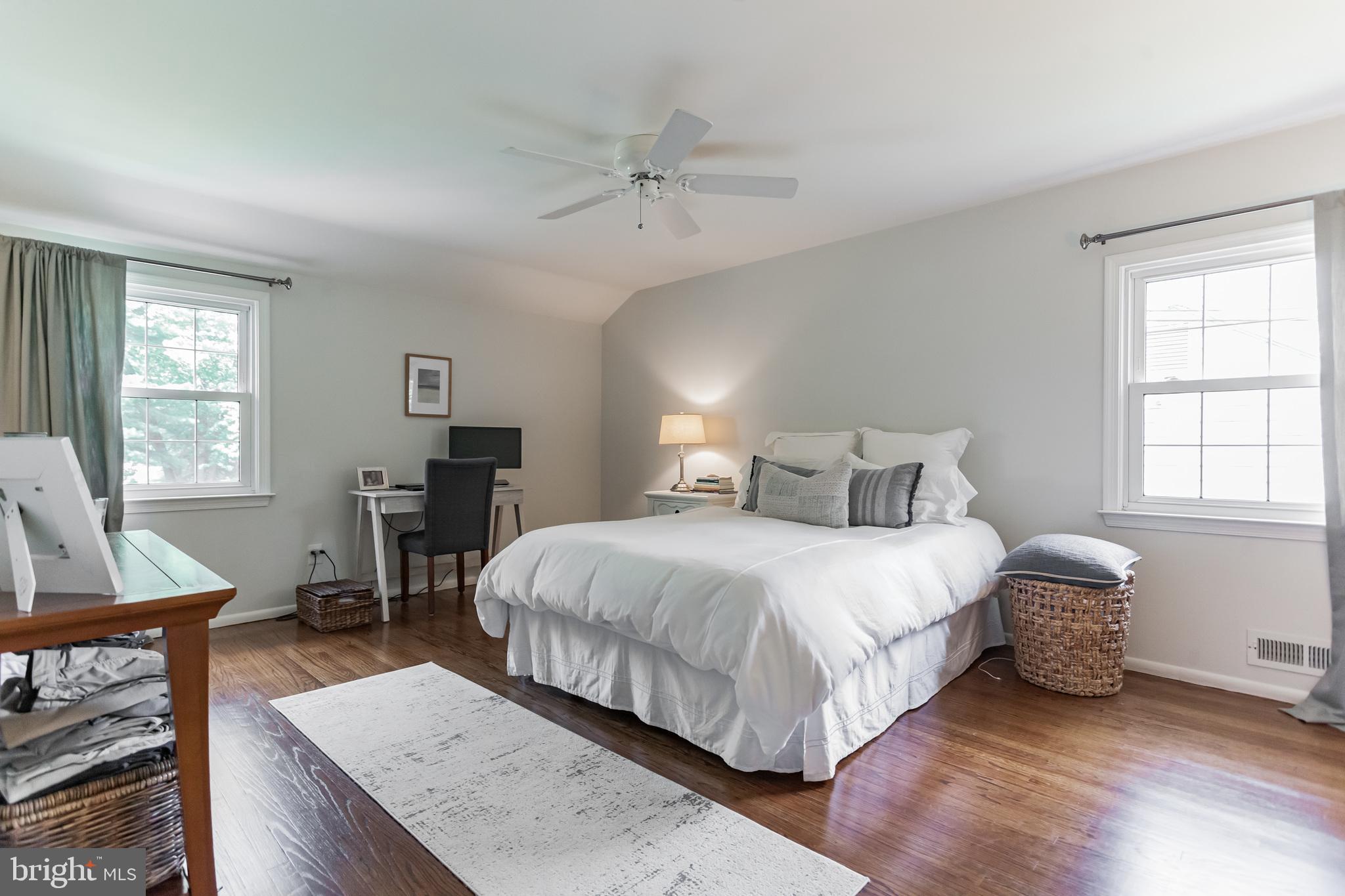318 Bortons Mill Road Cherry Hill, NJ 08034 - Photo 23 of 30 Primary Bedroom