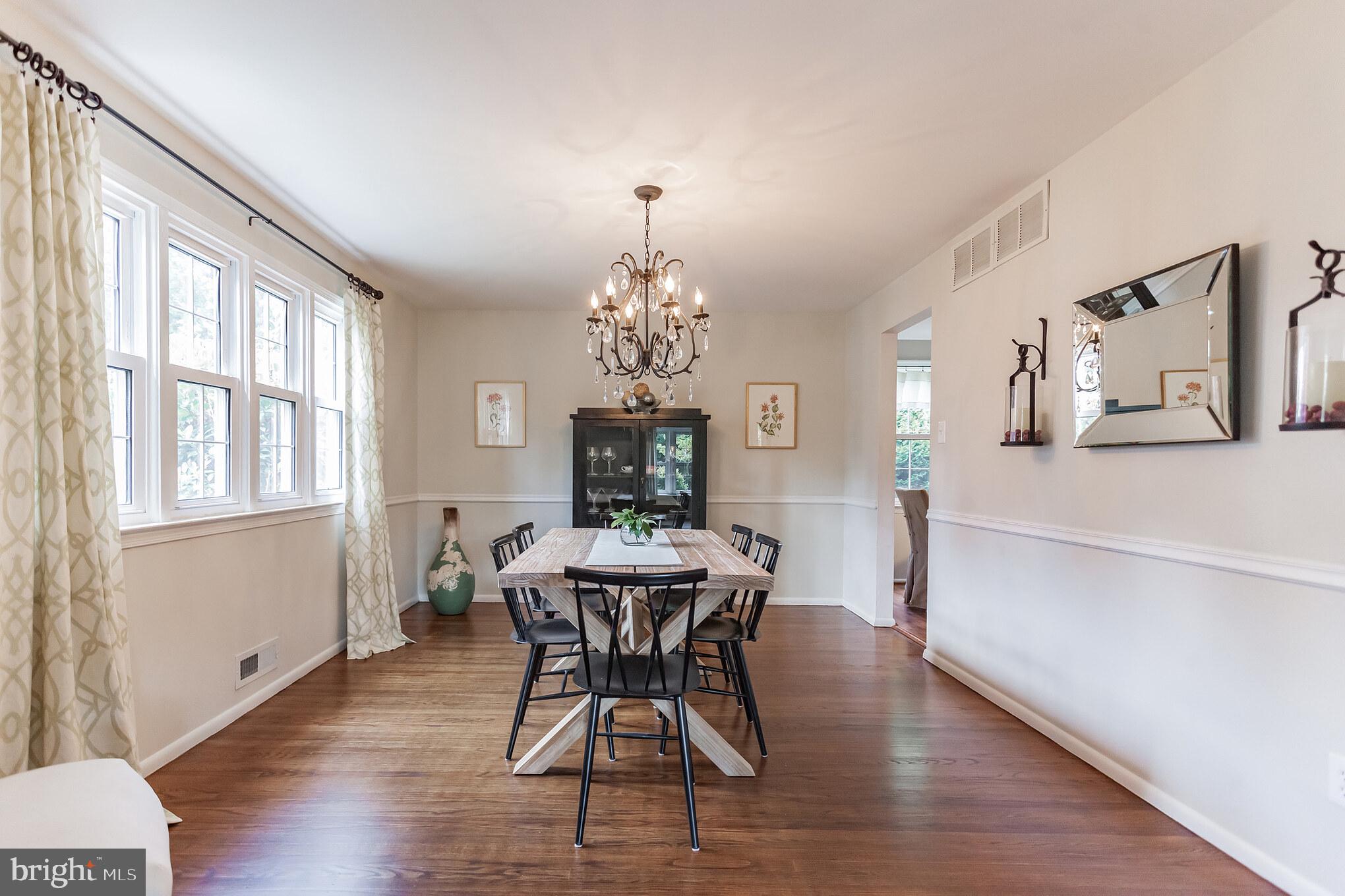 318 Bortons Mill Road Cherry Hill, NJ 08034 - Photo 6 of 30 Dining room