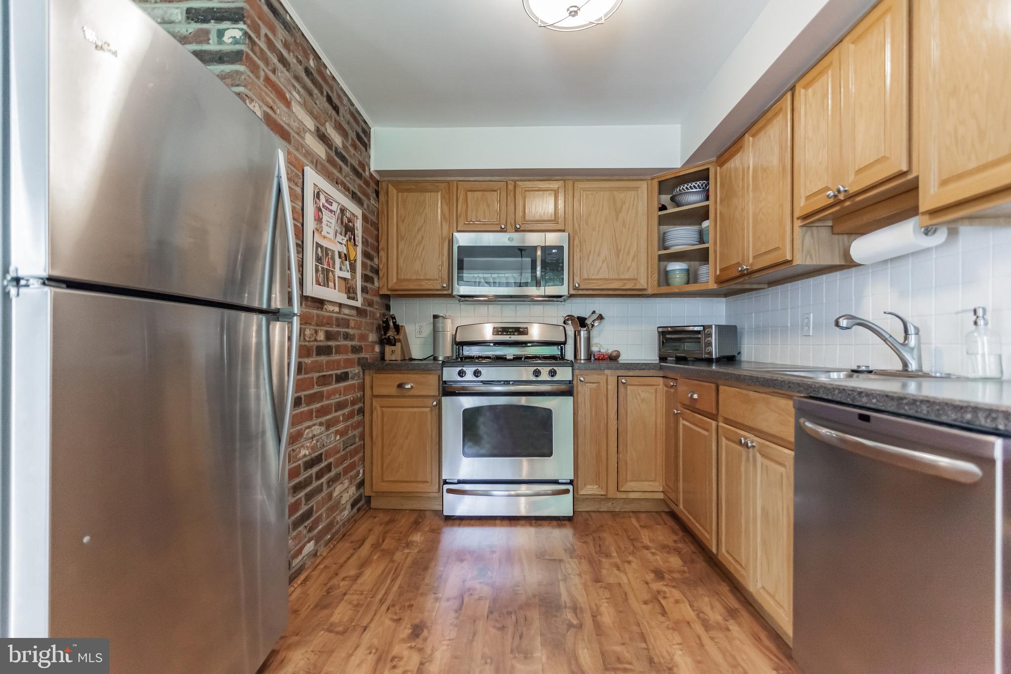318 Bortons Mill Road Cherry Hill, NJ 08034 - Photo 8 of 30 Kitchen