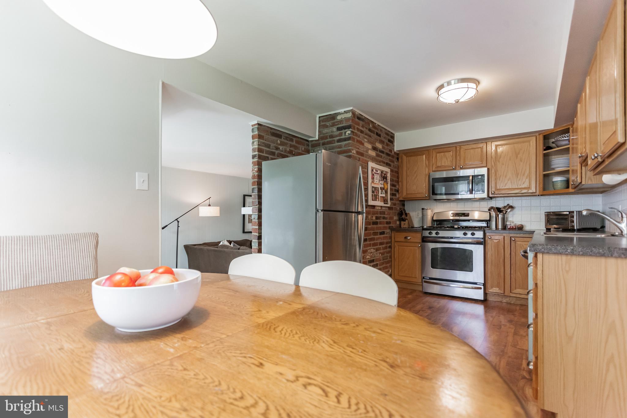 318 Bortons Mill Road Cherry Hill, NJ 08034 - Photo 9 of 30 Kitchen