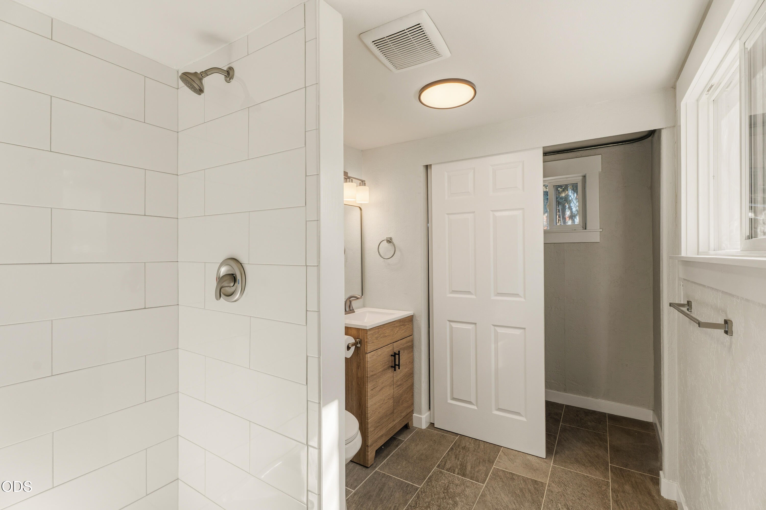 346 Southwest 12th Street Redmond, OR 97756 - Photo 16 of 31 Gallery Image 16