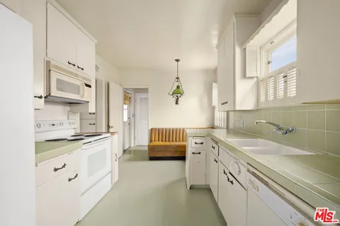 $4,499,000 | 321 17th Street, Santa Monica, CA 90402