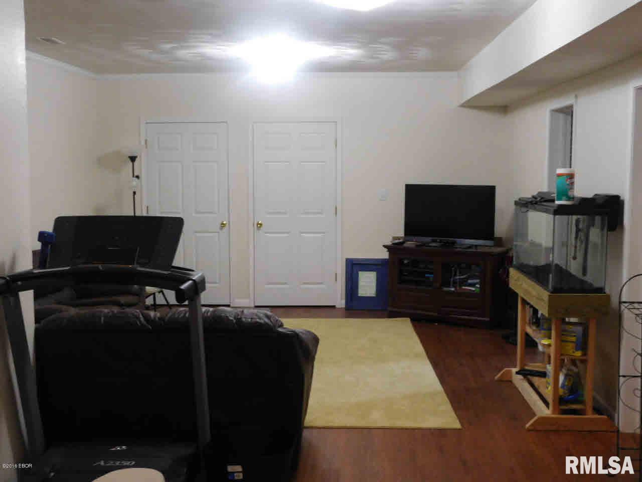 5318 Church Road Salem, IL 62881 - Photo 16 of 33