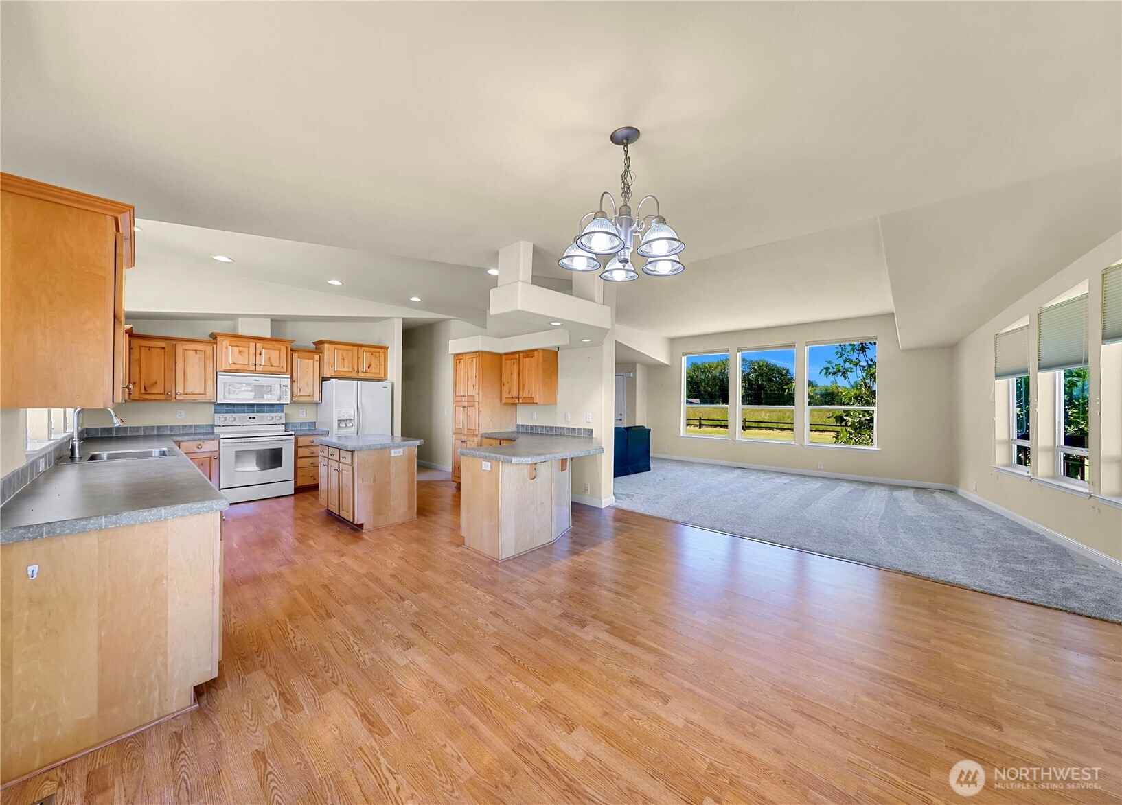4004 Brown Road Ferndale, WA 98248 - Photo 17 of 40