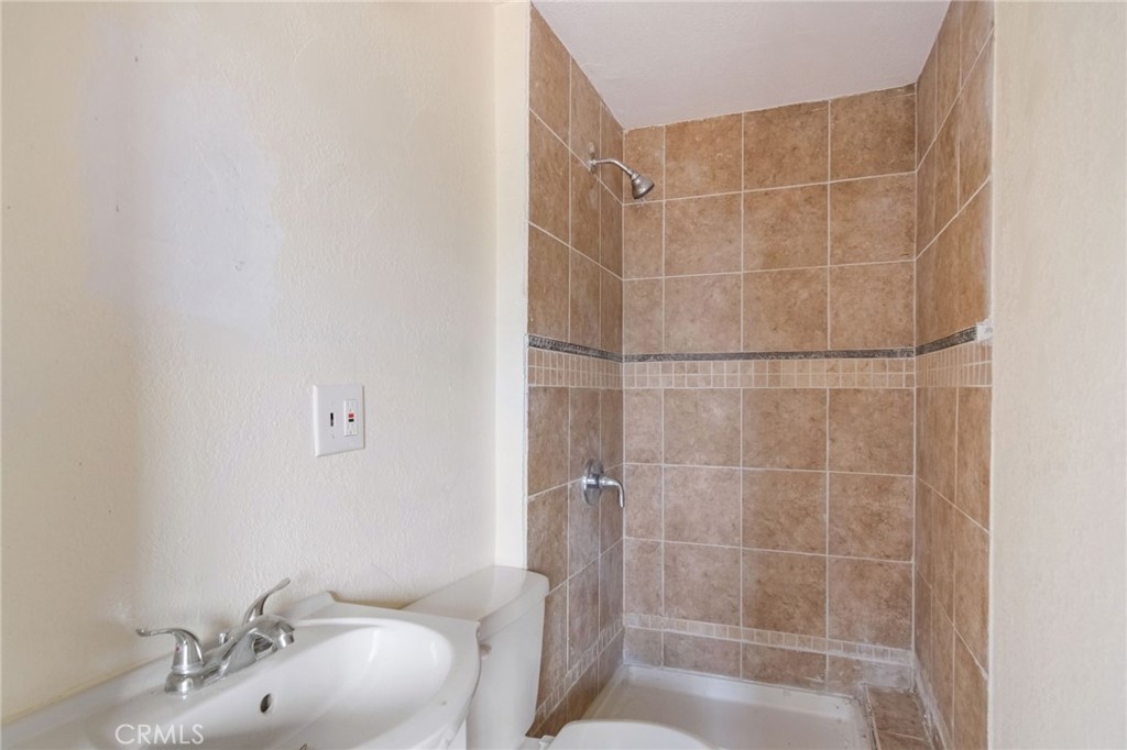 2931 Elm Avenue Merced, CA 95348 - Photo 9 of 42