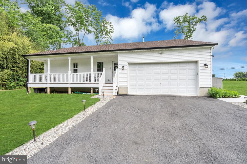 301 Sykesville Road Chesterfield, NJ 08515 - Photo 4 of 33 Gallery Image 4