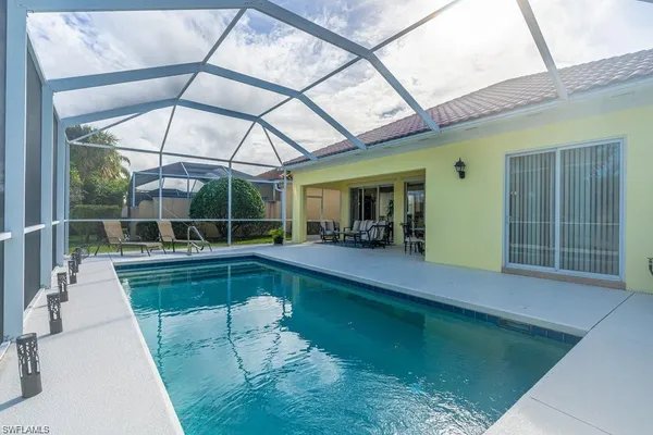 $750,000 | 7687 Hernando Court, Naples, FL 34114
