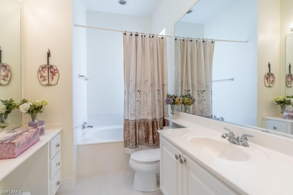 7687 Hernando Court Naples, FL 34114 - Photo 19 of 33