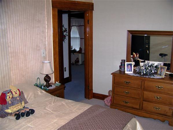 25-27 Kopernick Street Springfield, MA 01151 - Photo 16 of 30 Gallery Image 16