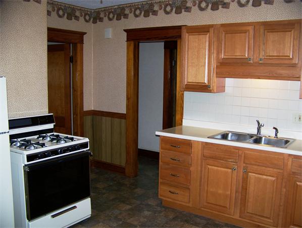 25-27 Kopernick Street Springfield, MA 01151 - Photo 21 of 30 Gallery Image 21