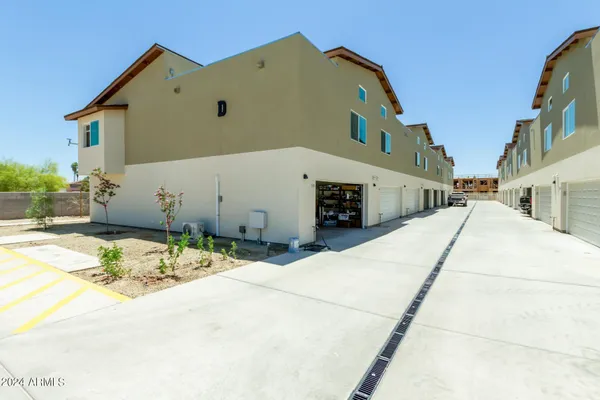 $1,850 | 4911 West Myrtle Avenue, Unit 109, Glendale, AZ 85301