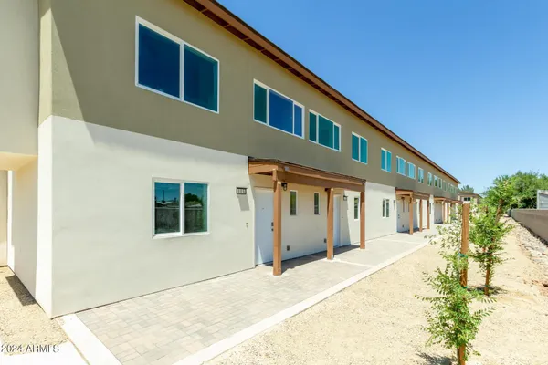 $1,850 | 4911 West Myrtle Avenue, Unit 109, Glendale, AZ 85301