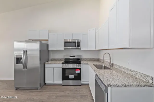 $1,850 | 4911 West Myrtle Avenue, Unit 103, Glendale, AZ 85301