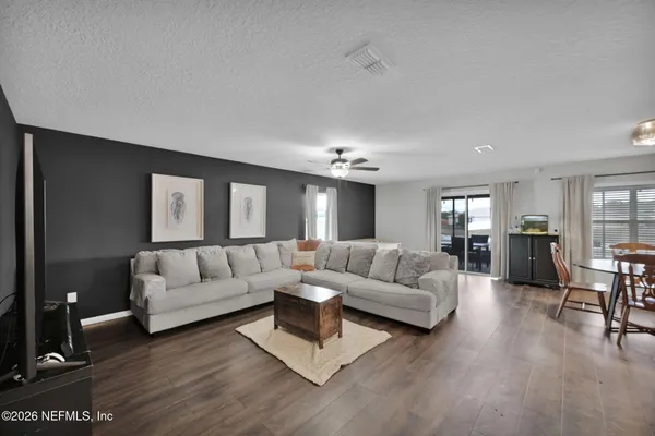 $2,200 | 6119 Black Filly Lane, Jacksonville, FL 32234