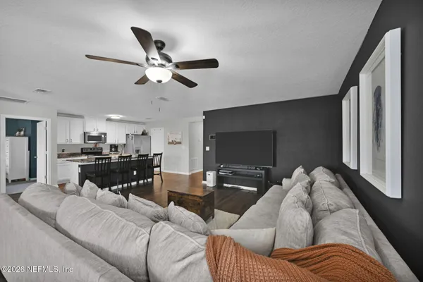 $2,200 | 6119 Black Filly Lane, Jacksonville, FL 32234