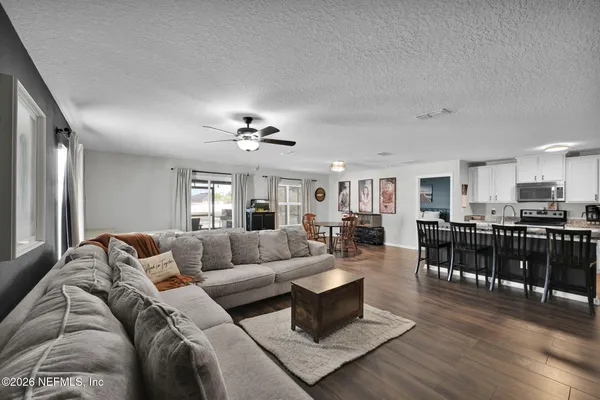 $2,200 | 6119 Black Filly Lane, Jacksonville, FL 32234