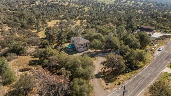 $580,000 | 30793 North Dome Drive, Coarsegold, CA 93614