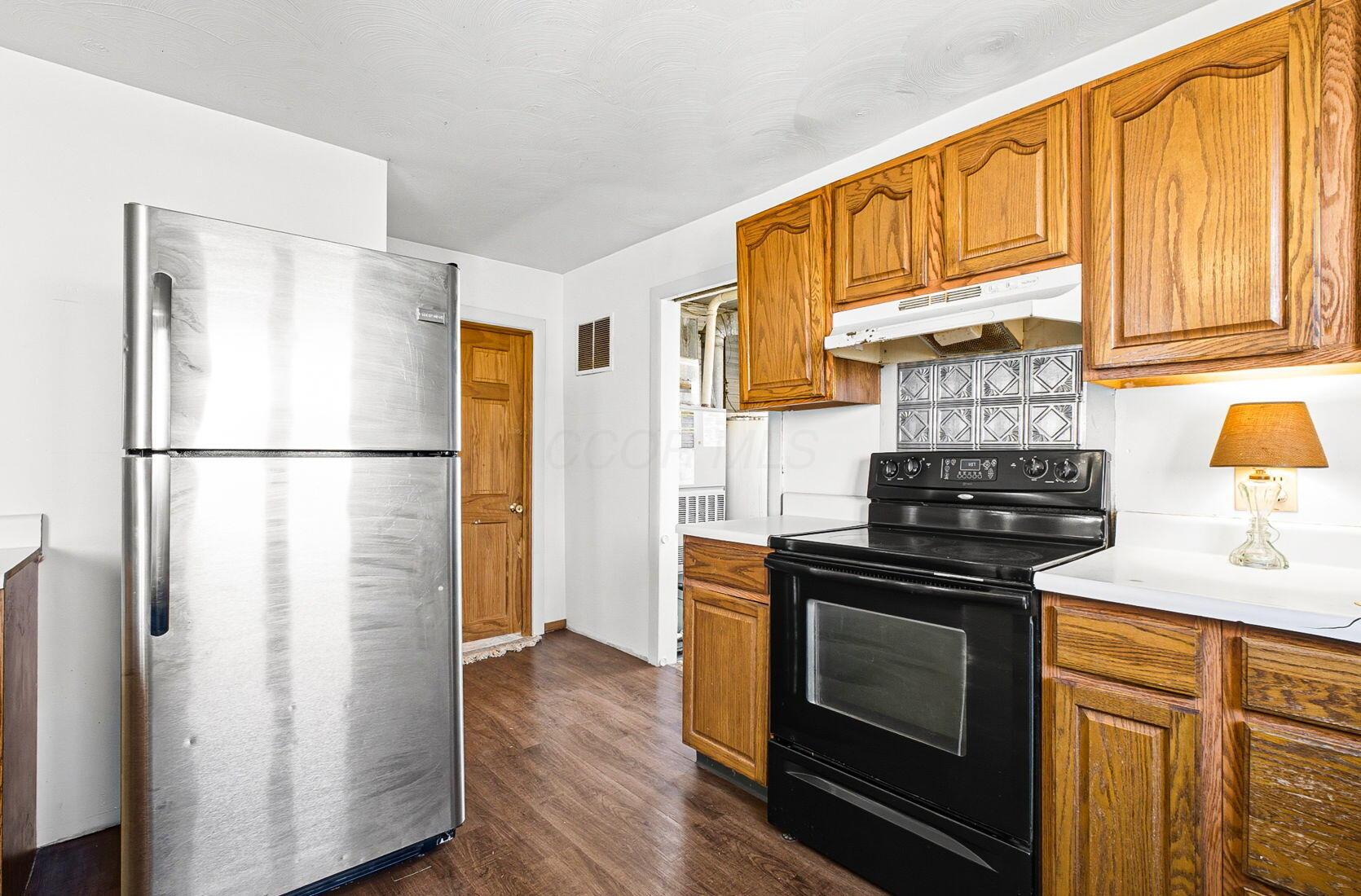 4868 Lewis Road Bloomingburg, OH 43106 - Photo 13 of 50 KITCHEN
