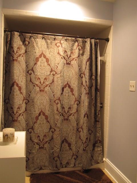 1011 North Center Street Hickory, NC 28601 - Photo 17 of 31