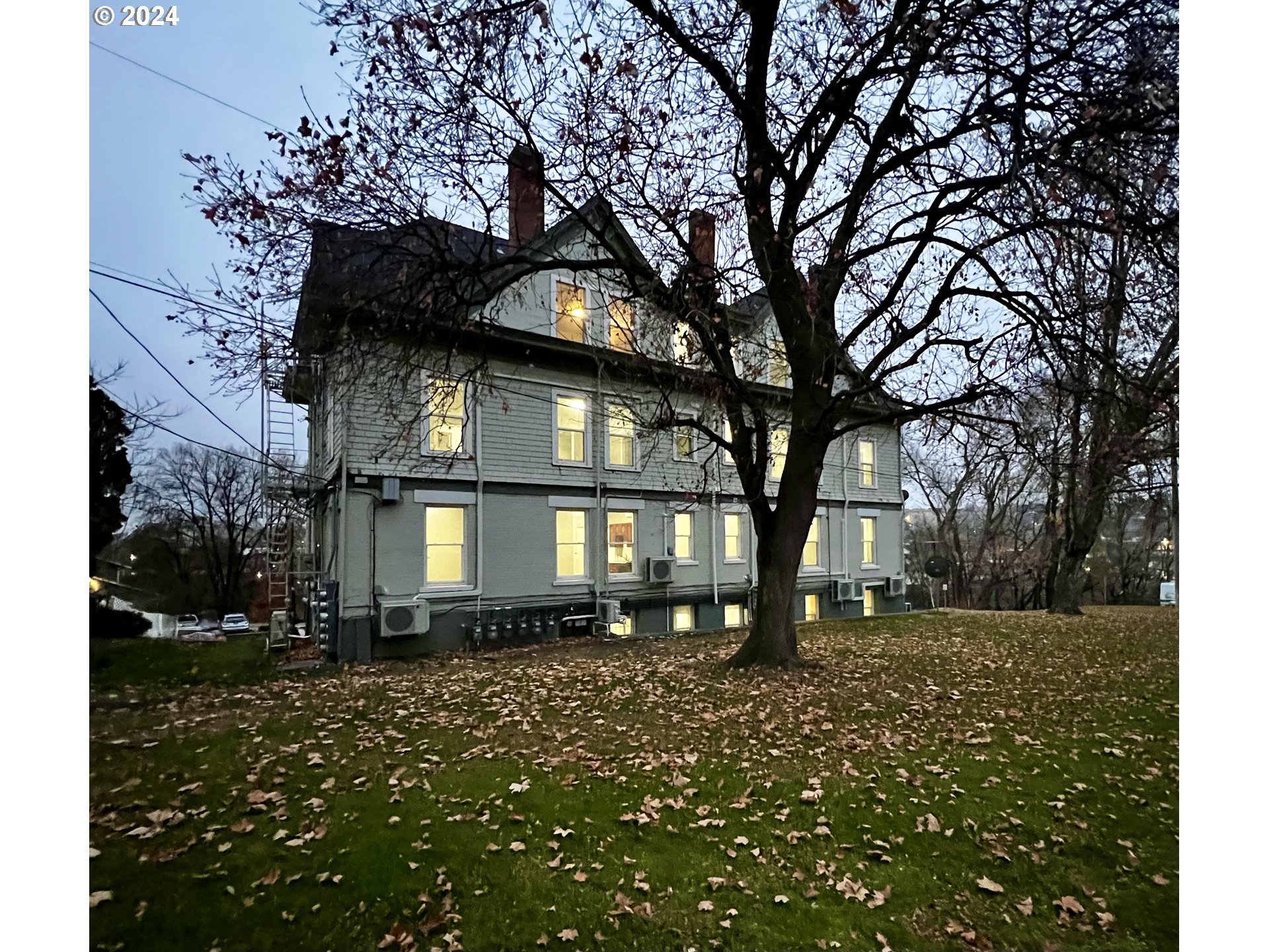 401 Northwest Bailey Avenue Pendleton, OR 97801 - Photo 2 of 48