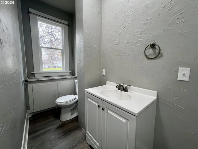 $1,125,000 | 401 Northwest Bailey Avenue, Pendleton, OR 97801