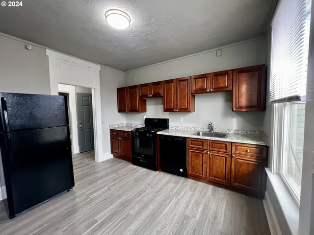 $1,125,000 | 401 Northwest Bailey Avenue, Pendleton, OR 97801