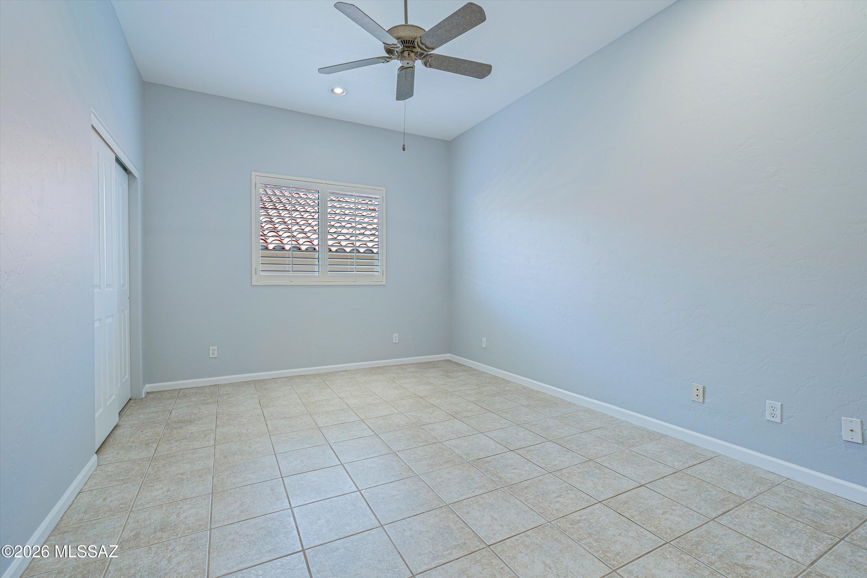 5338 North Ridge Spring Place Tucson, AZ 85749 - Photo 23 of 36 Bedroom 3