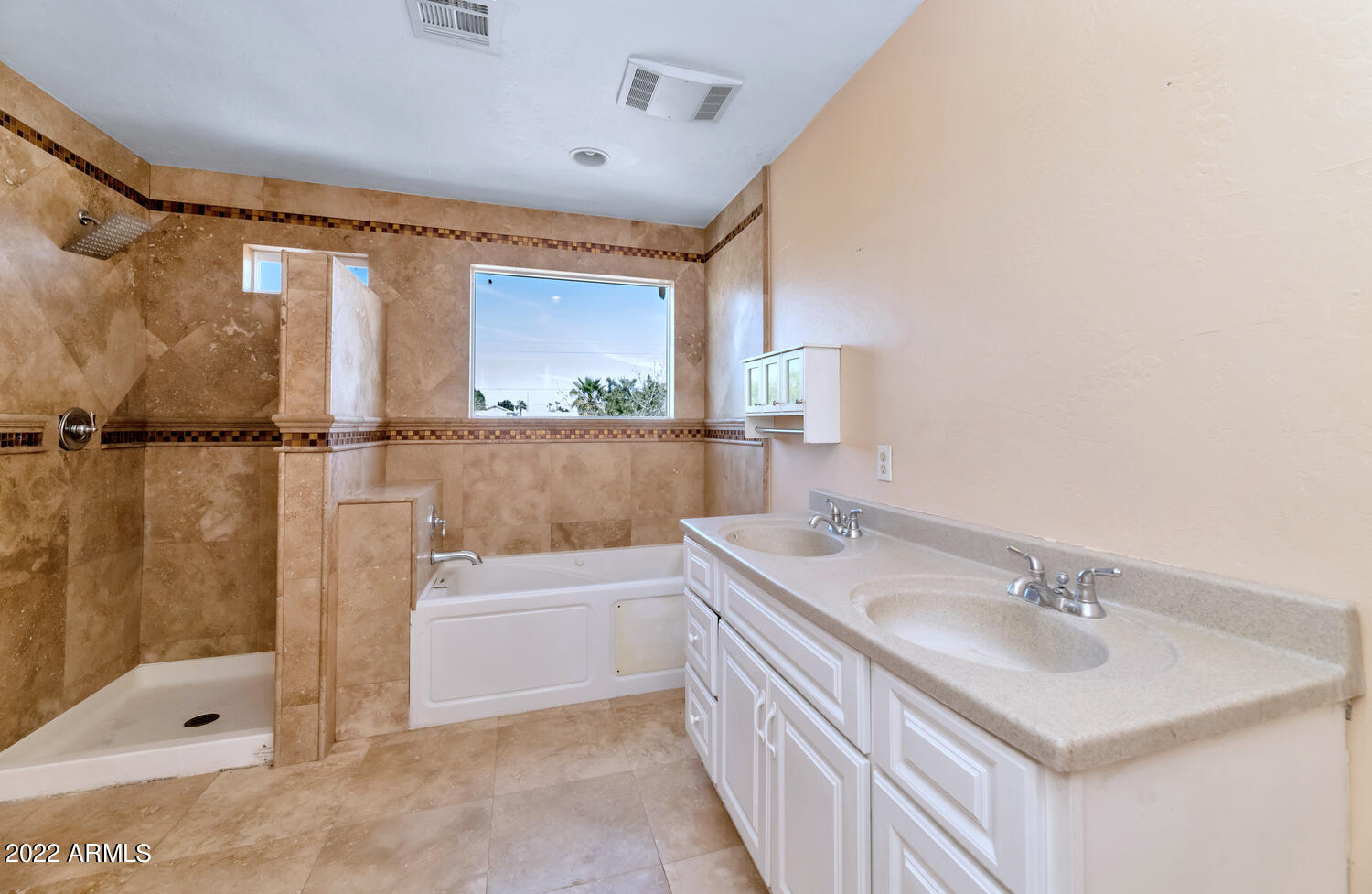 2952 East Escuda Road Phoenix, AZ 85050 - Photo 20 of 25 2952 E Escuda Rd-large-018-016-2952 E Es