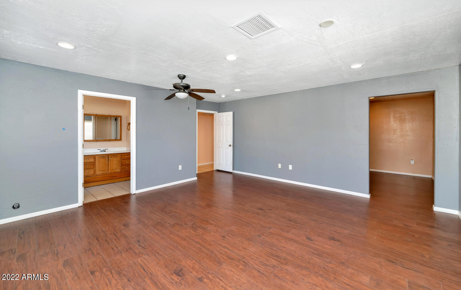 2952 East Escuda Road Phoenix, AZ 85050 - Photo 6 of 25 Downstairs Master