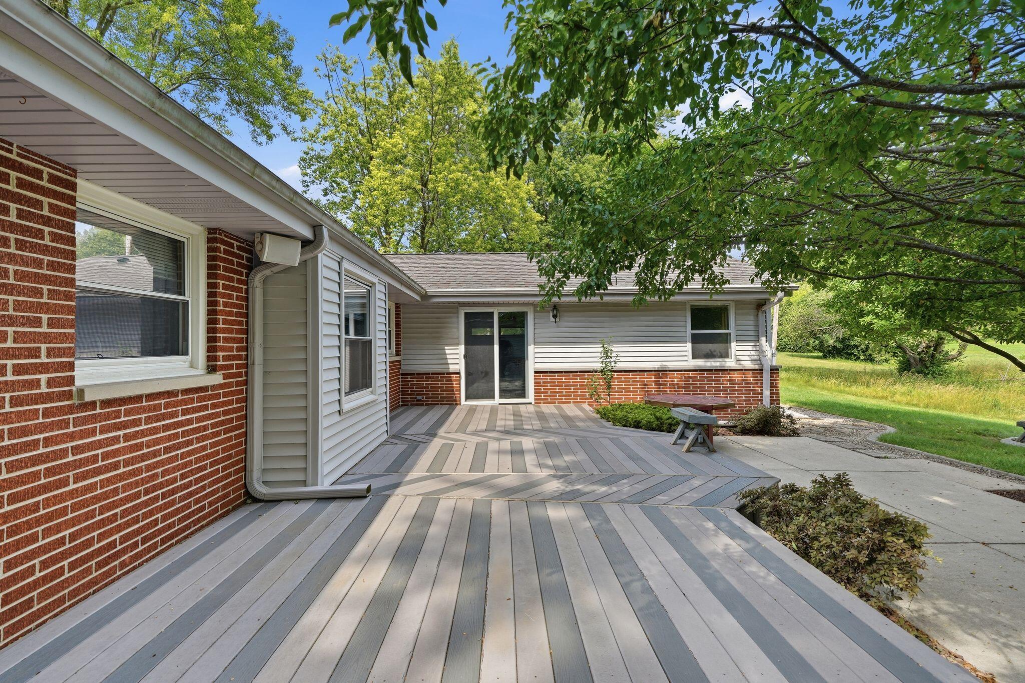 16730 Willow Ridge Lane Brookfield, WI 53005 - Photo 29 of 35 71526_16730_Willow_Ridge_Lane_Brookfield
