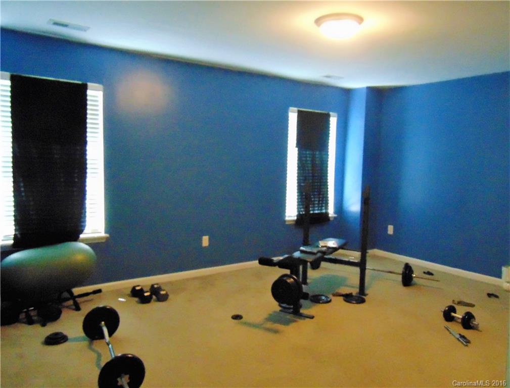 815 Reigate Road Charlotte, NC 28262 - Photo 13 of 15 Gallery Image 13