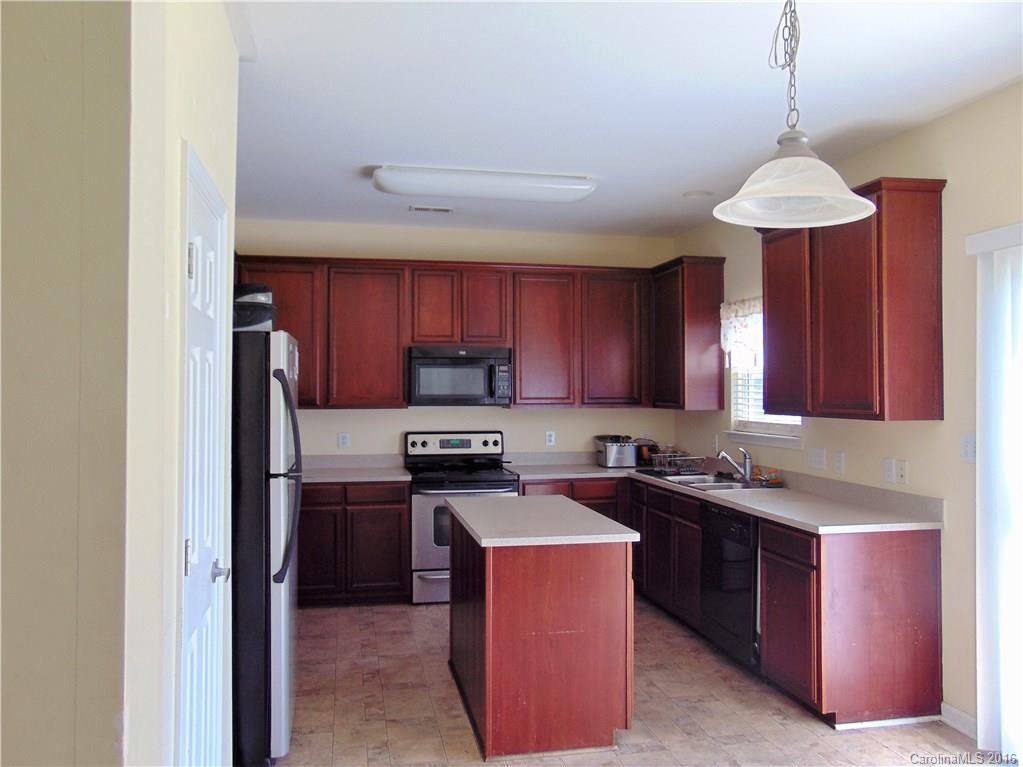 815 Reigate Road Charlotte, NC 28262 - Photo 10 of 15 Gallery Image 10