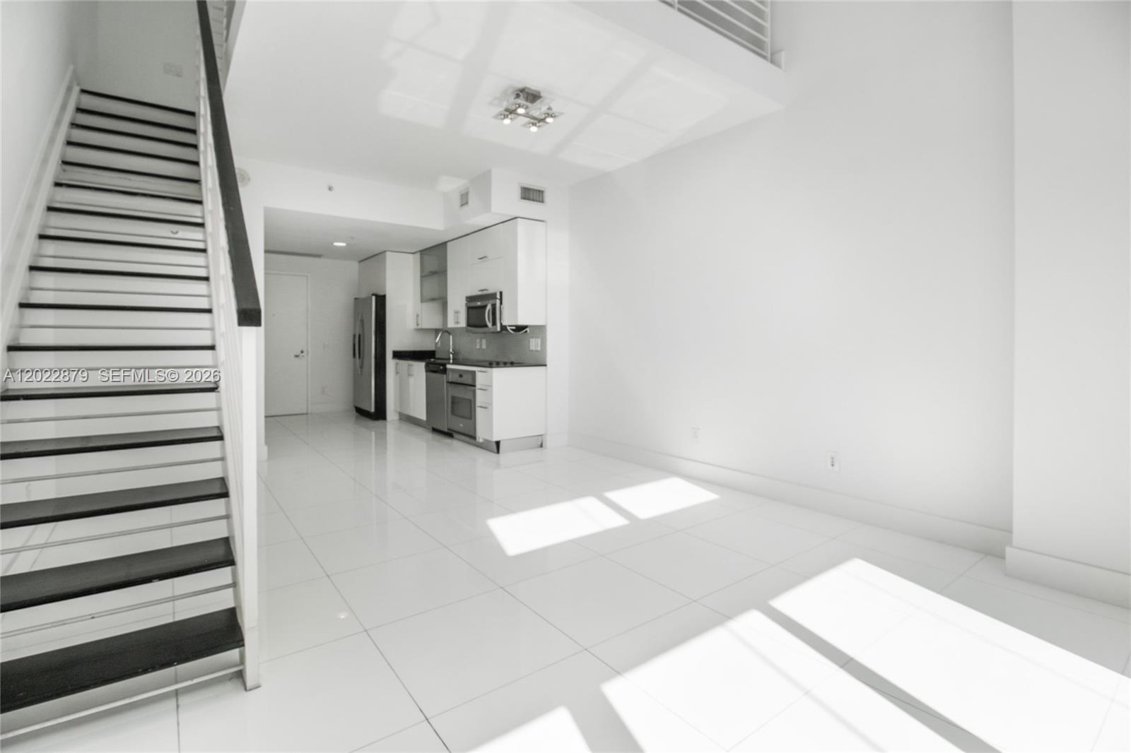 60 Southwest 13th Street, Unit 2208 Miami, FL 33130 - Photo 5 of 13