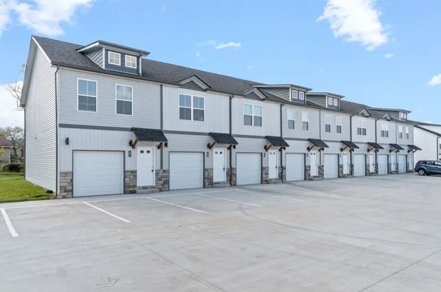 $1,375 | 224 Drayton Drive, Unit B, Clarksville, TN 37042