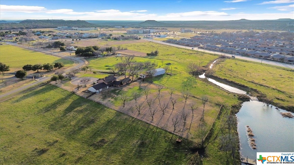 6503 Wells Fargo Road Killeen, TX 76542 - Photo 4 of 48 a view of a city