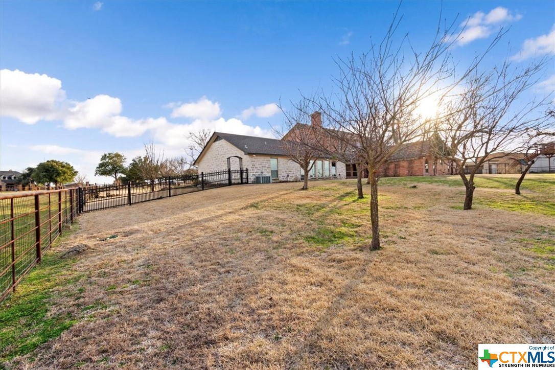 6503 Wells Fargo Road Killeen, TX 76542 - Photo 46 of 48 a view of a yard with a tree
