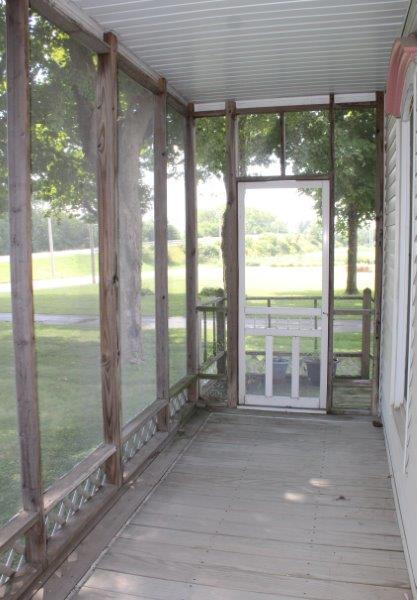 11700 Lincoln Road Morrison, IL 61270 - Photo 33 of 45 a view of an empty room with windows