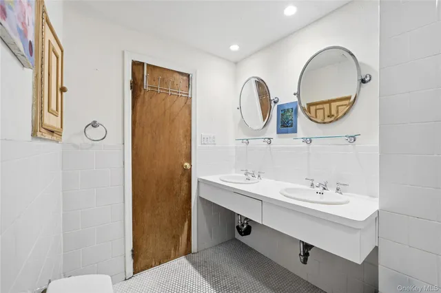 $1,999,999 | 31-20 41st Street | Astoria