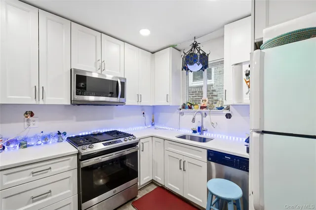 $1,999,999 | 31-20 41st Street | Astoria
