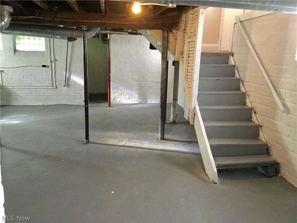 3558 Bainbridge Road Cleveland Heights, OH 44118 - Photo 19 of 24