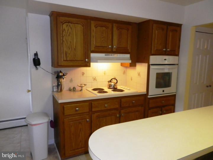 5035 Church Road Mount Laurel, NJ 08054 - Photo 10 of 24 Kitchen