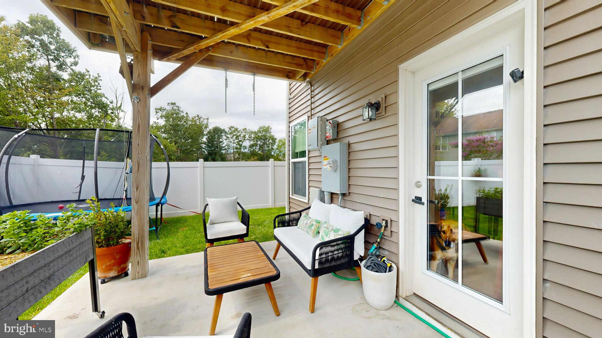 7770 Blackburn Ridge Drive Manassas, VA 20109 - Photo 25 of 29 Covered backyard patio