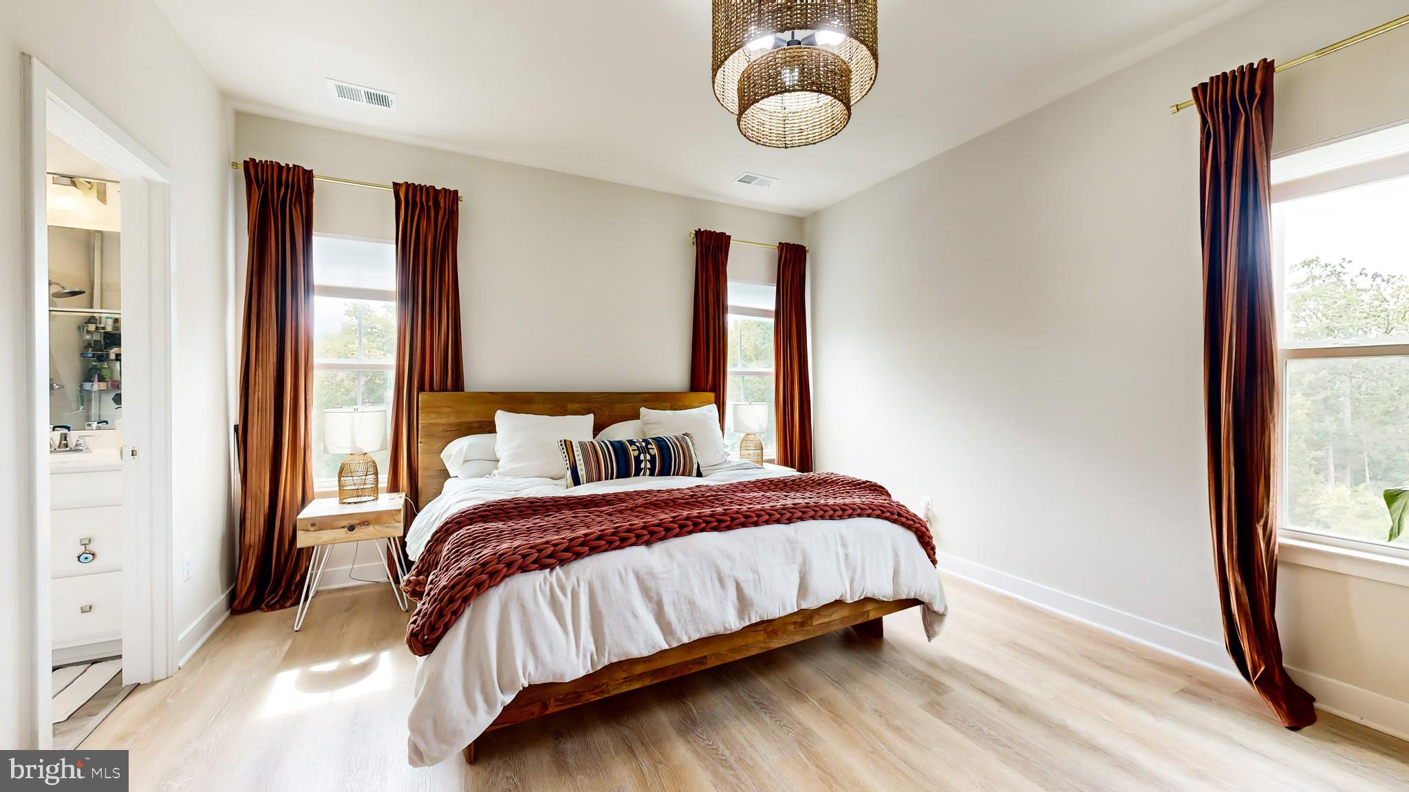 7770 Blackburn Ridge Drive Manassas, VA 20109 - Photo 10 of 29 Primary bedroom