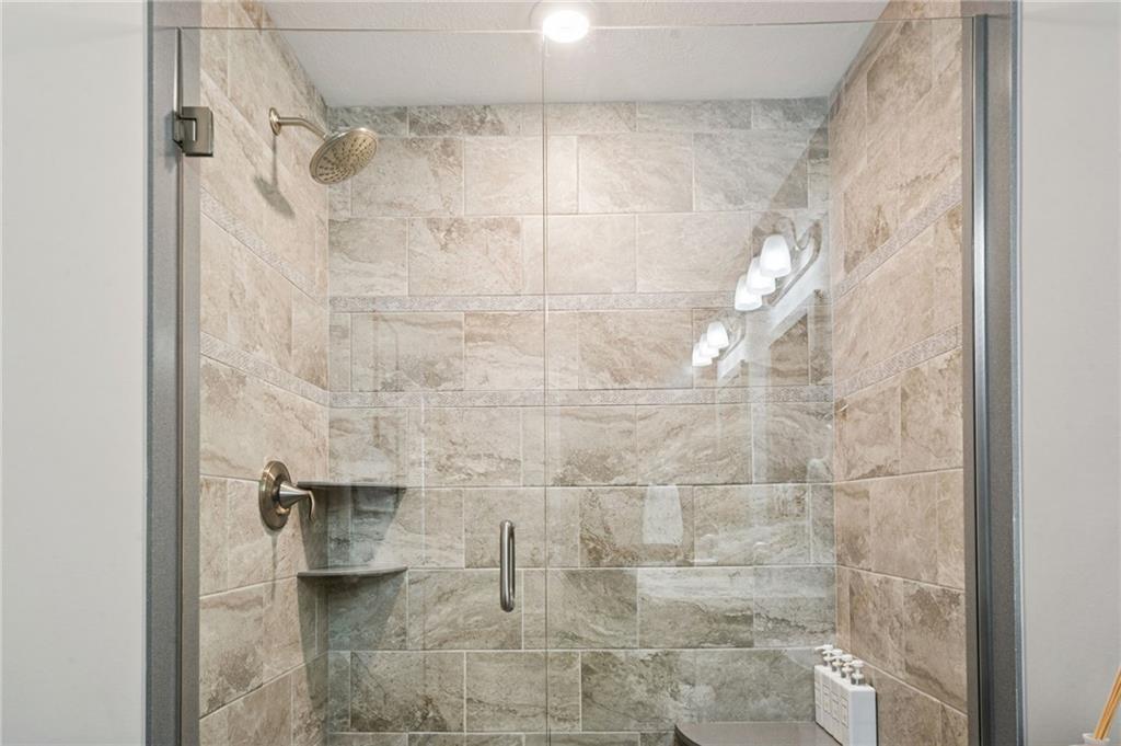 336 Saddlebrook Road Gibsonia, PA 15044 - Photo 26 of 35 a bathroom with a shower