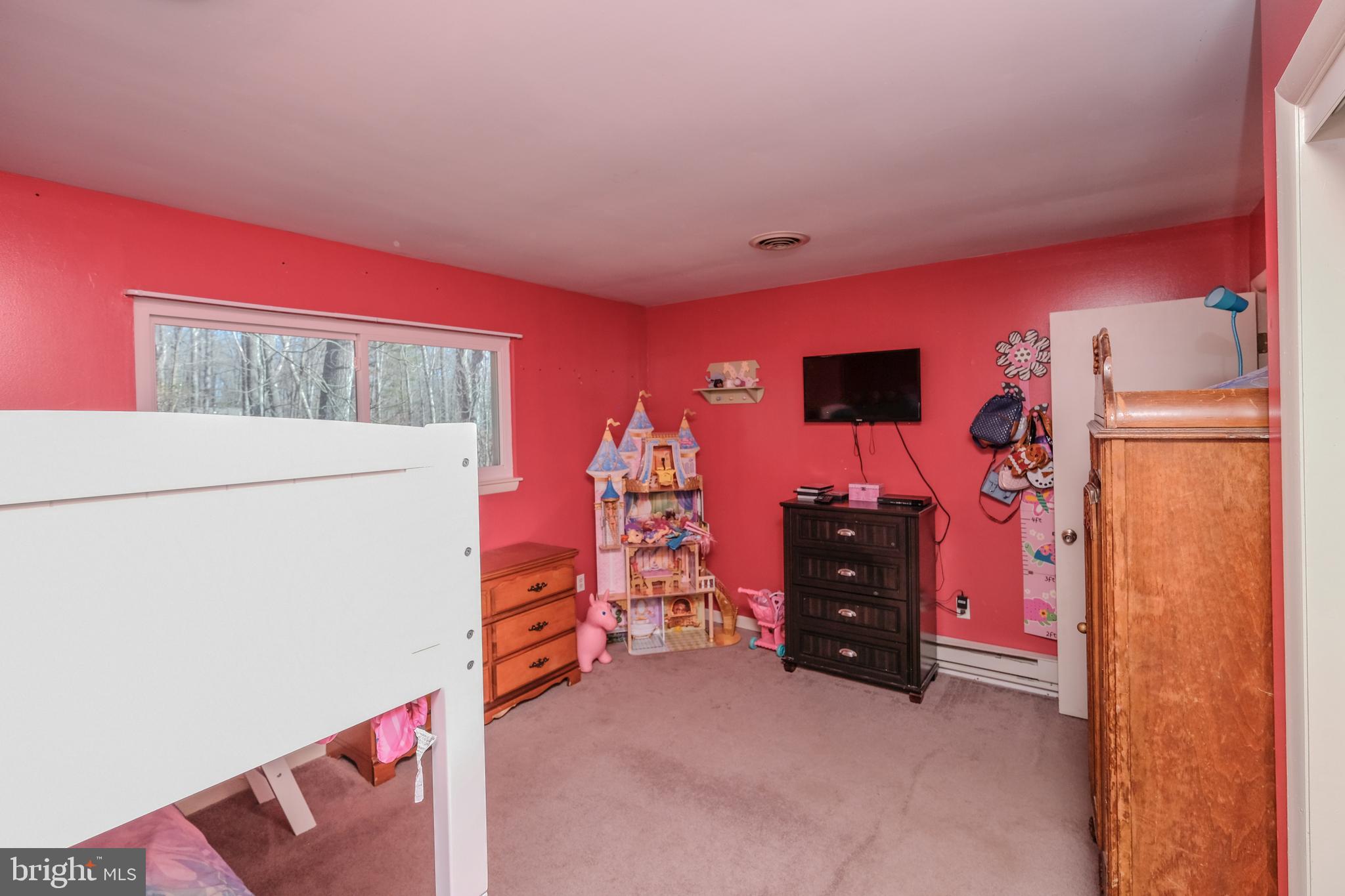 4762 Cold Run Valley Road Berkeley Springs, WV 25411 - Photo 39 of 47 Bedroom