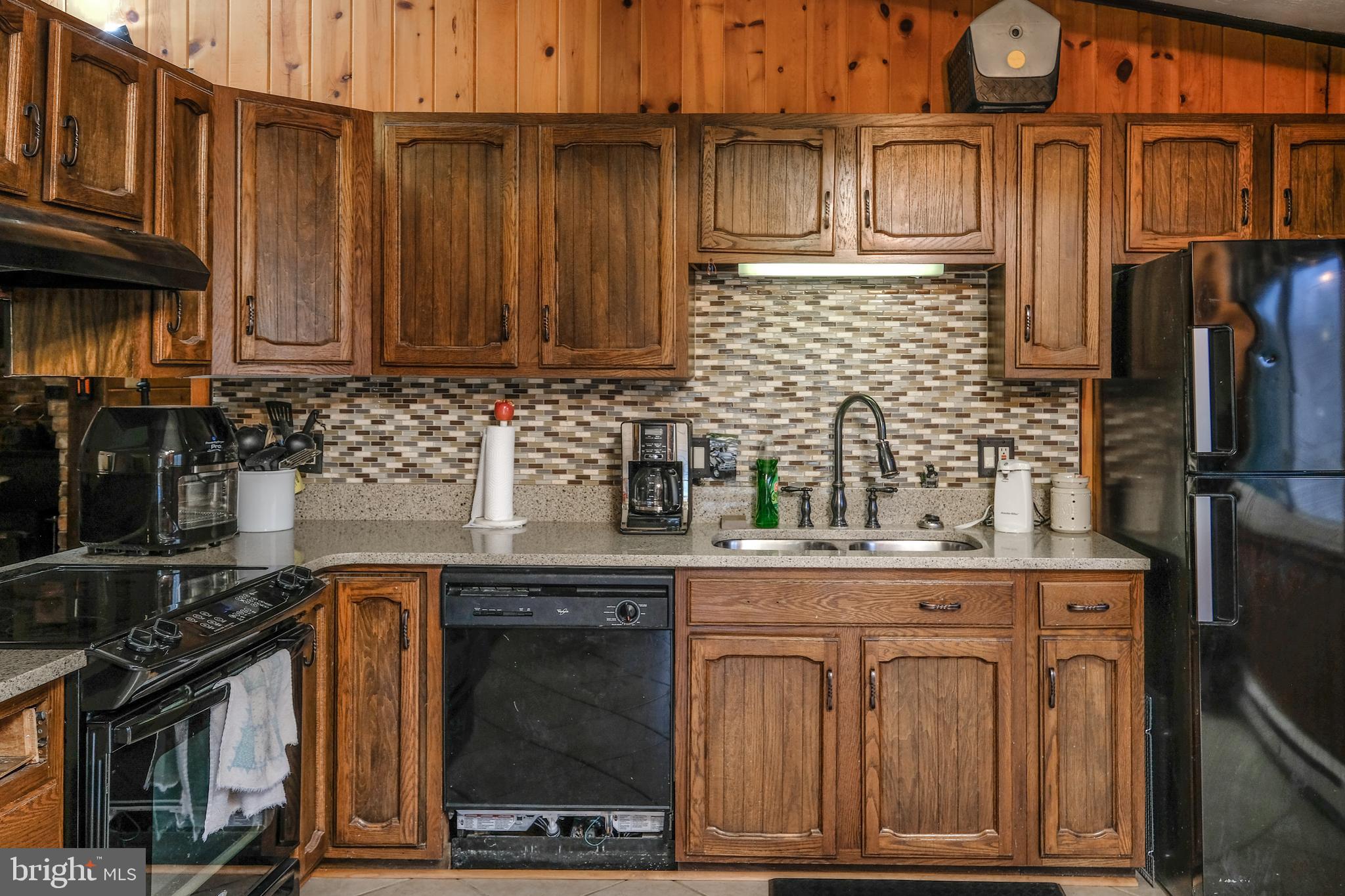 4762 Cold Run Valley Road Berkeley Springs, WV 25411 - Photo 9 of 47 Kitchen