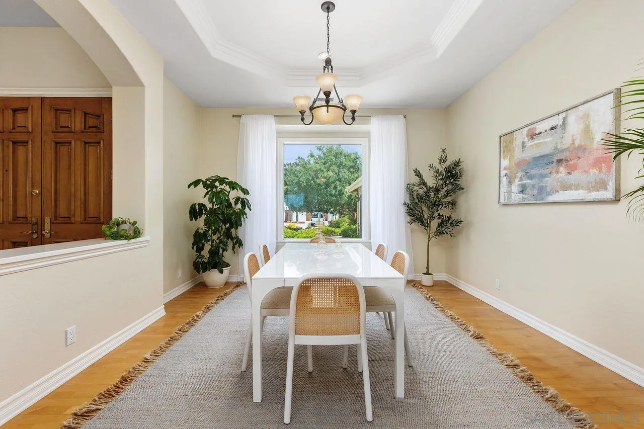 14353 Sandhill Road Poway, CA 92064 - Photo 13 of 44